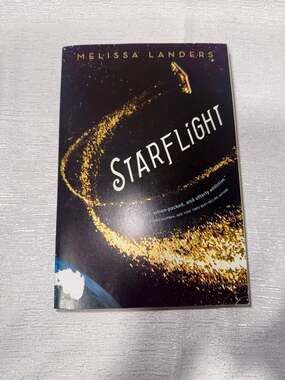 Starflight by Melissa Landers (Paperback)